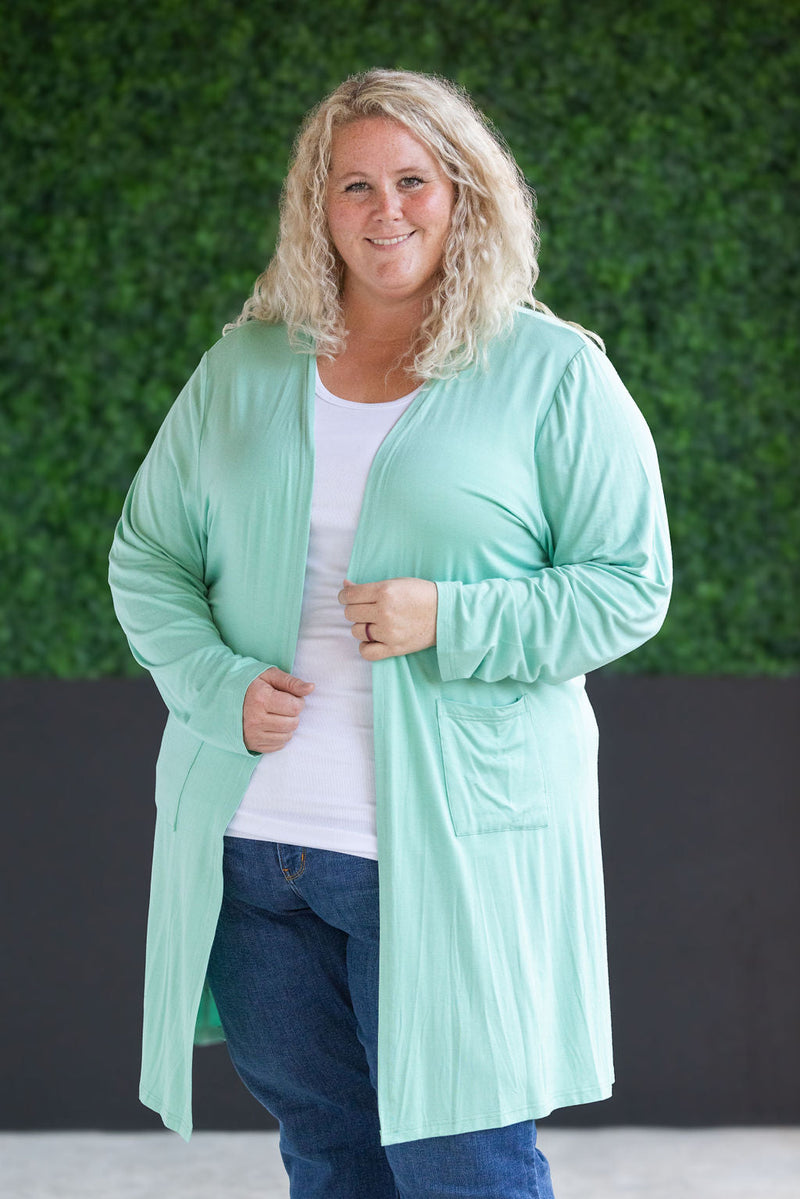 IN STOCK Classic Cardigan - Mint