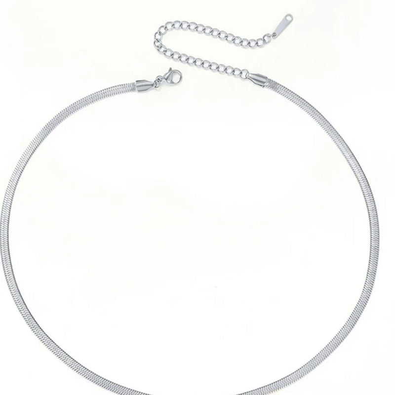 Dainty silver herringbone necklace